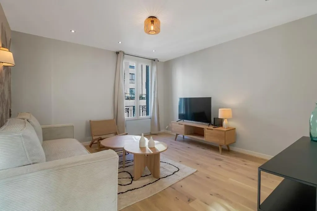 Daire 42.Appart 6Pers#2Bedroom #Pere Lachaise #Nation Paris Fransa